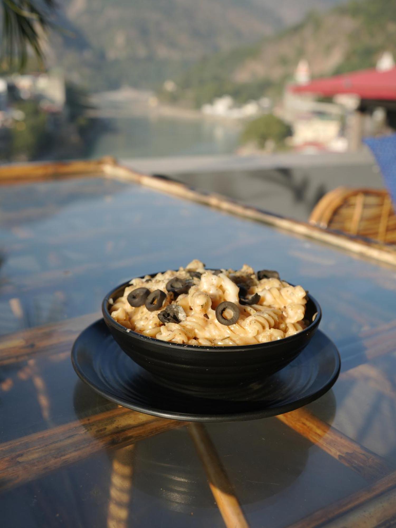 Skyard Rishikesh, Laxman Jhula Hostel Kültér fotó
