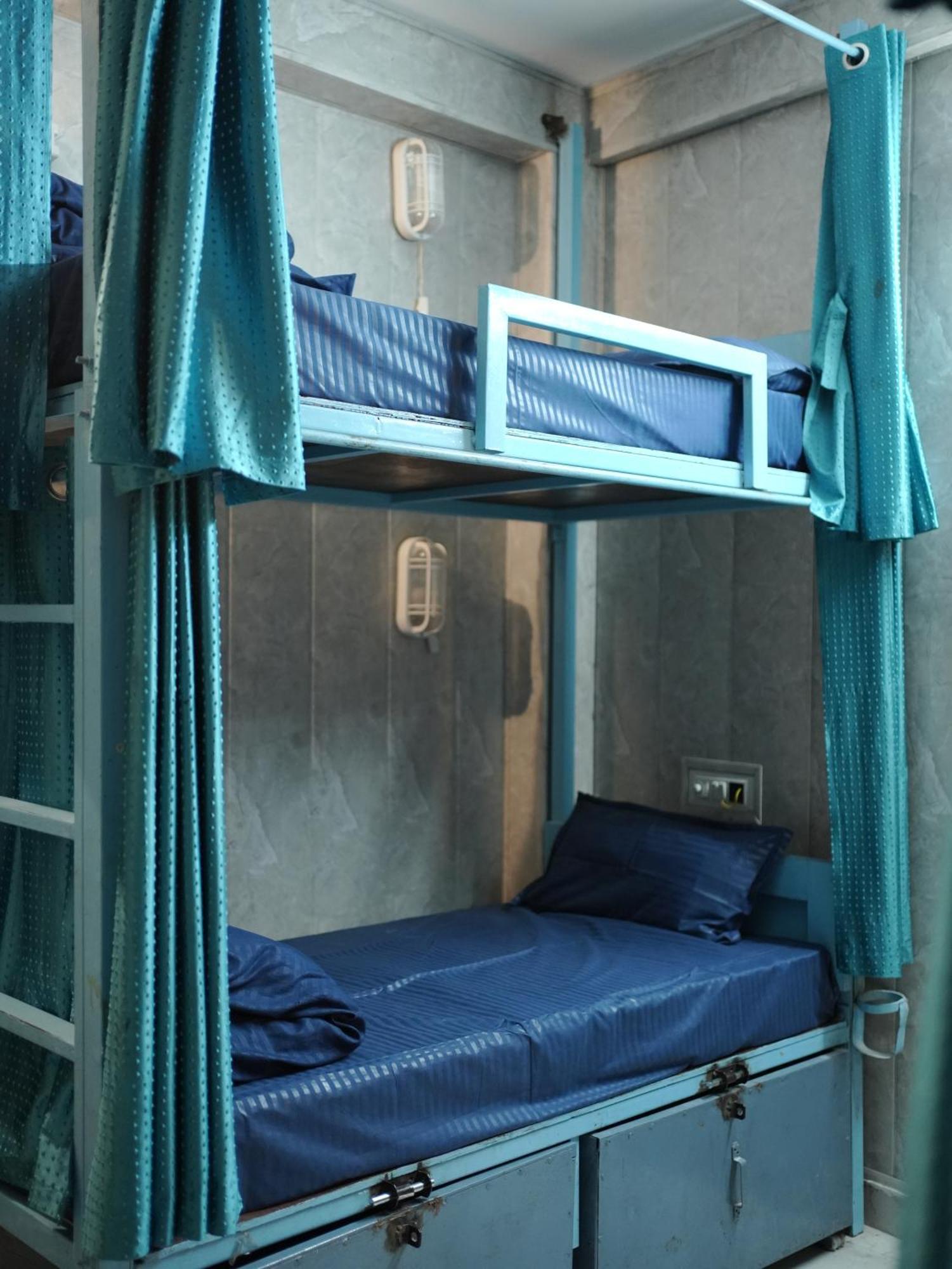 Skyard Rishikesh, Laxman Jhula Hostel Kültér fotó