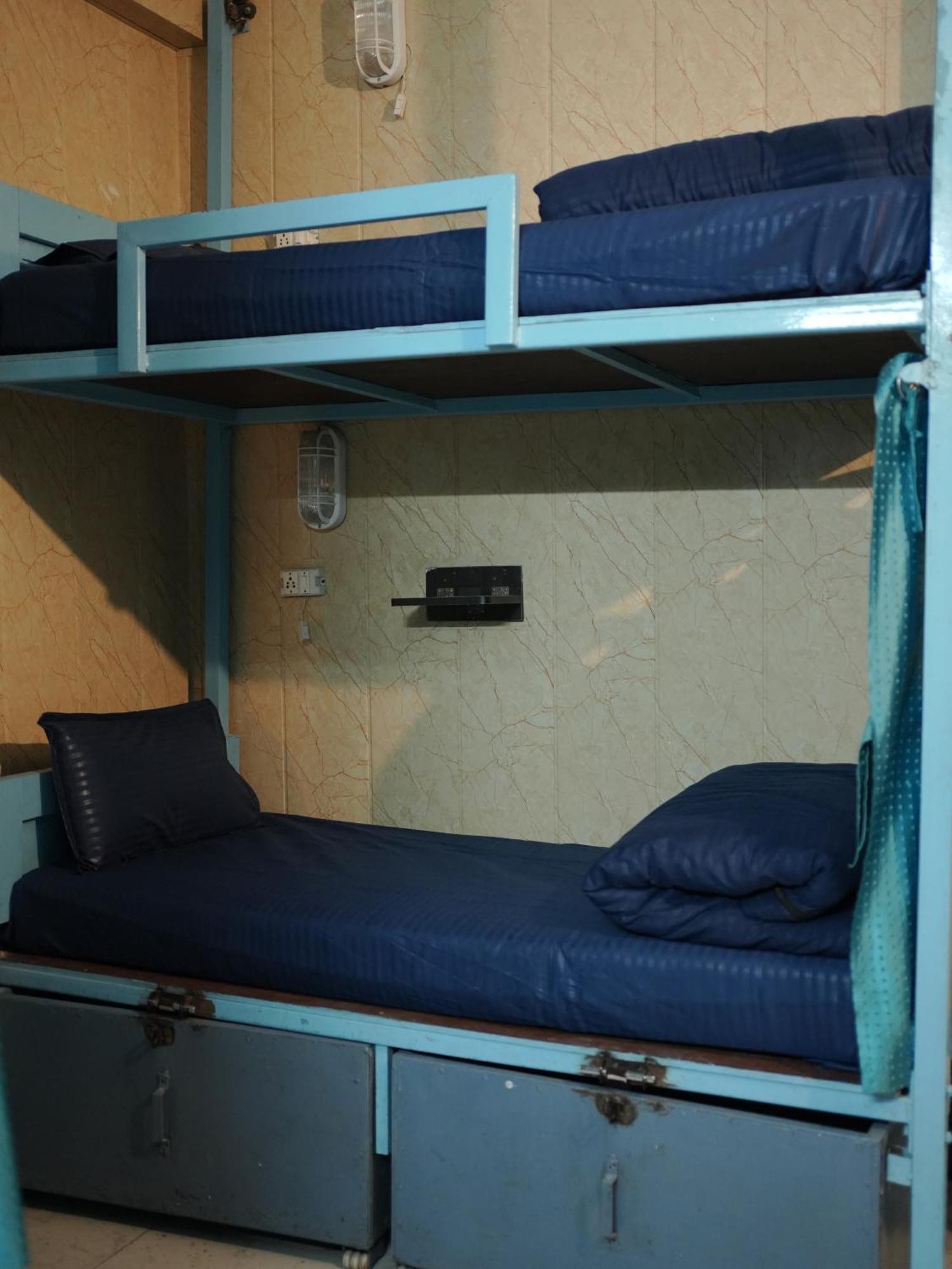 Skyard Rishikesh, Laxman Jhula Hostel Kültér fotó