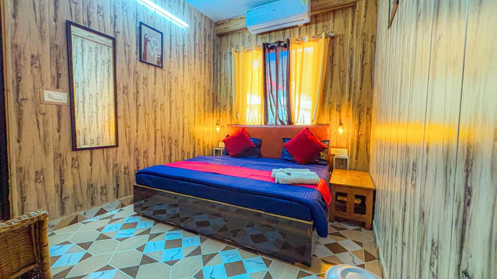 Skyard Rishikesh, Laxman Jhula Hostel Kültér fotó
