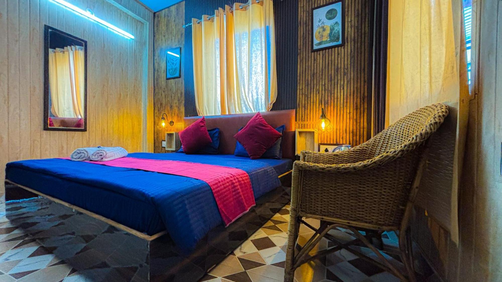 Skyard Rishikesh, Laxman Jhula Hostel Kültér fotó