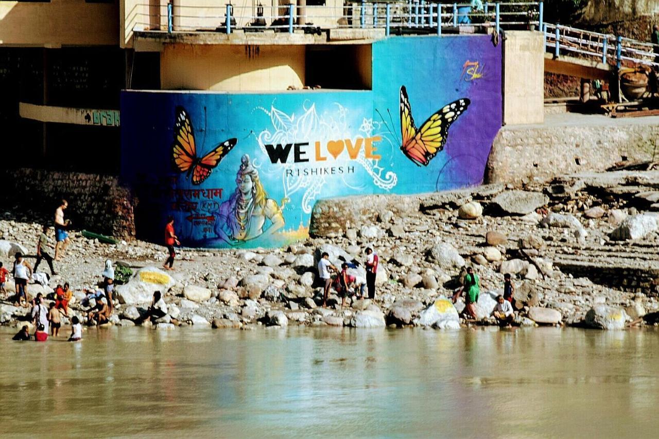 Skyard Rishikesh, Laxman Jhula Hostel Kültér fotó