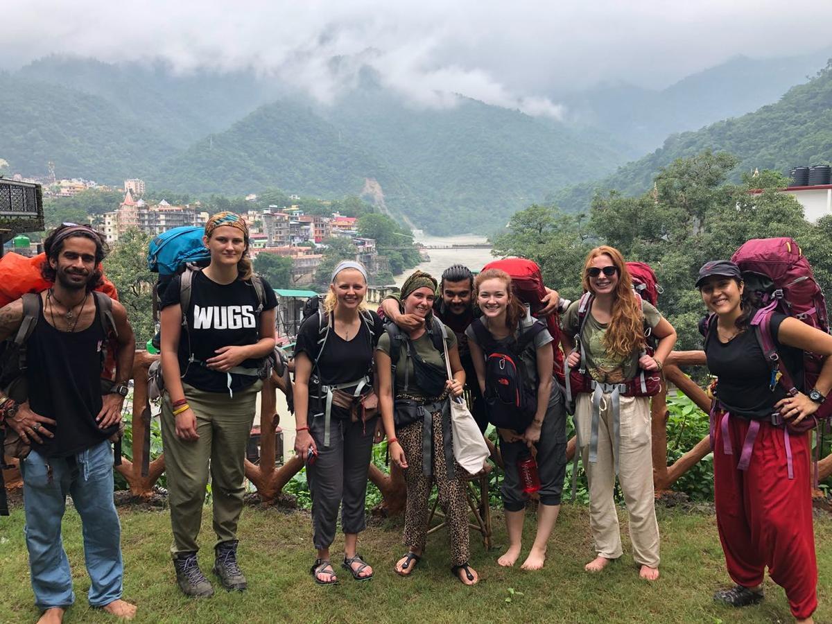 Skyard Rishikesh, Laxman Jhula Hostel Kültér fotó