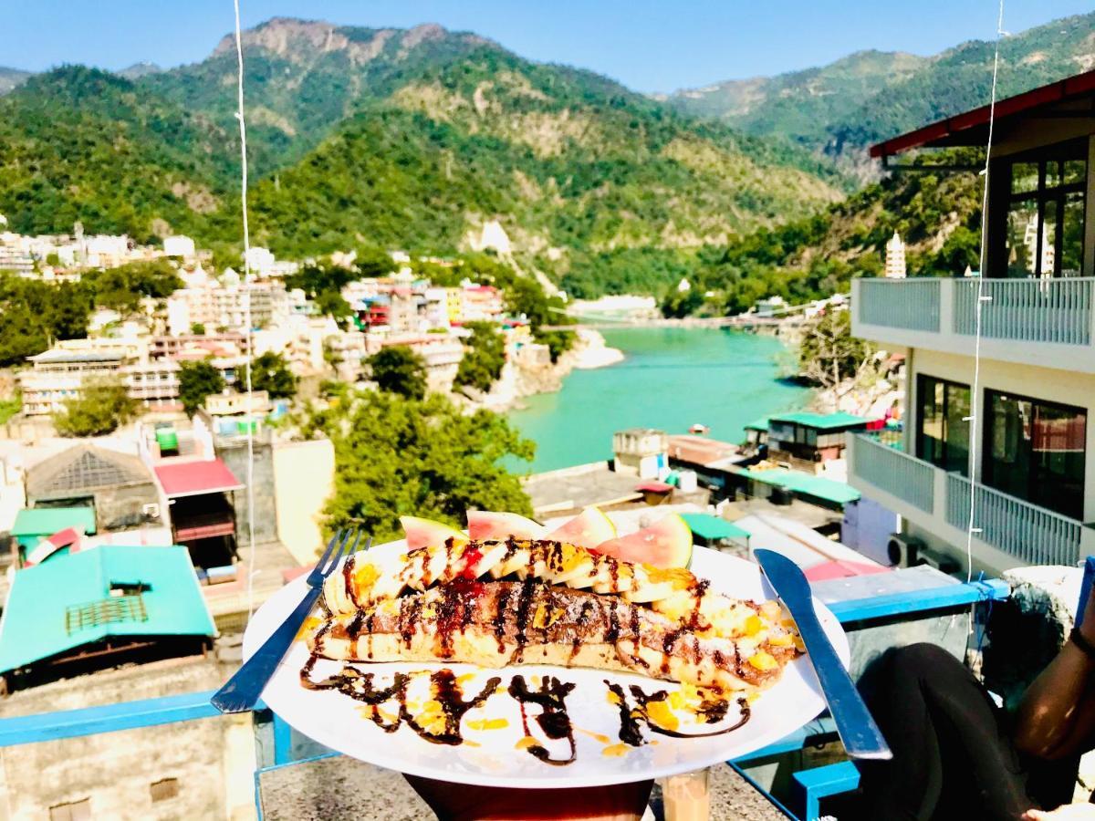 Skyard Rishikesh, Laxman Jhula Hostel Kültér fotó