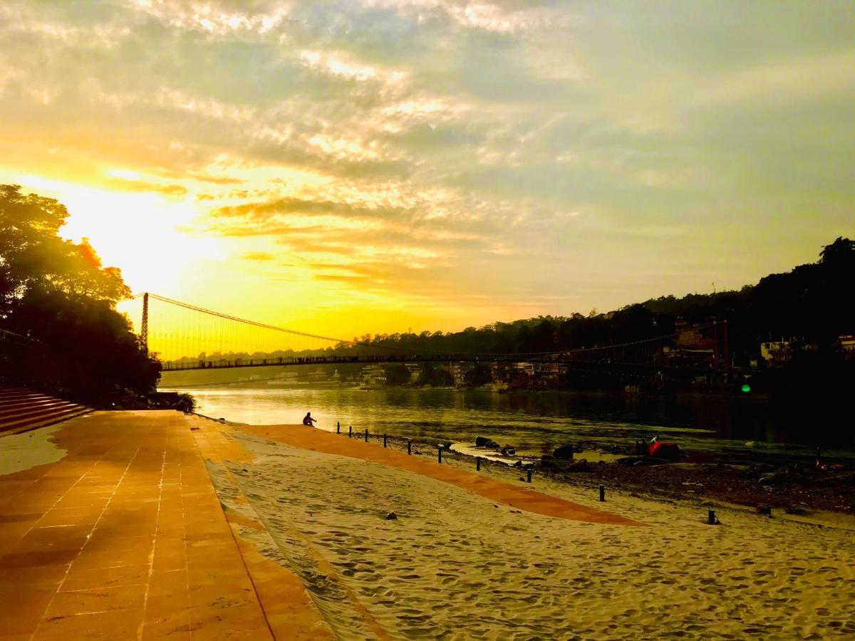 Skyard Rishikesh, Laxman Jhula Hostel Kültér fotó